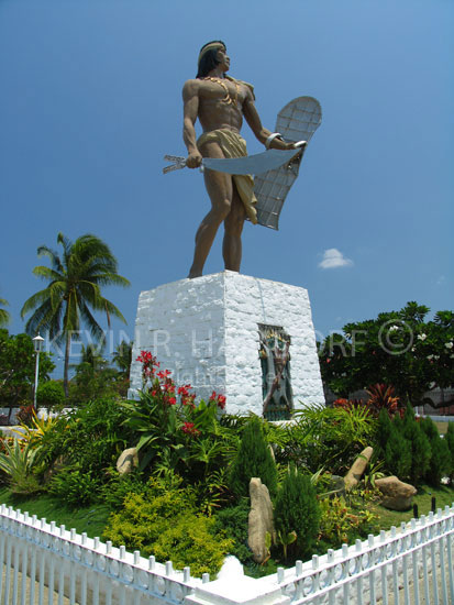 Monument of Lapu-lapu, Mactan, Cebu, Philippines. (PHCeb4339)