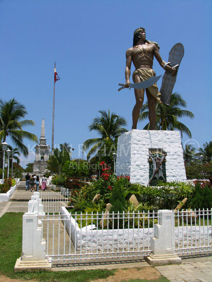 Monument of Lapu-lapu, Mactan, Cebu, Philippines. (PHCeb4346)